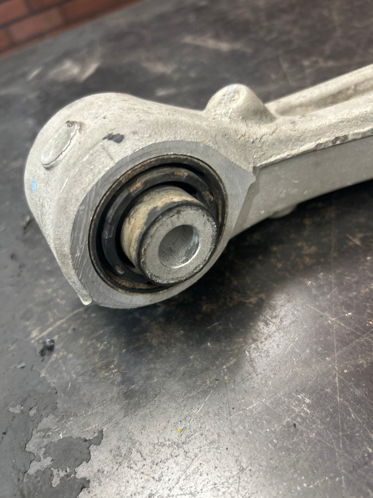 14-21 GRAND CHEROKEE DURANGO 3.7 5.7 6.4 REAR DRIVER LEFT CONTROL ARM OEM