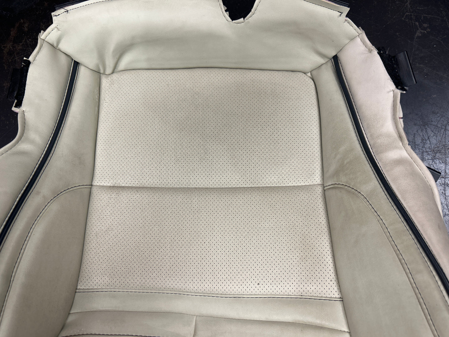 2018-2021 Navigator OEM Black Label Remake Style Front Left Seat Cushion Cover