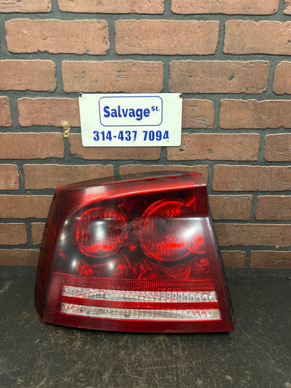 2006 2007 2008 DODGE CHARGER REAR OUTER LH LEFT DRIVER SIDE TAIL LIGHT OEM