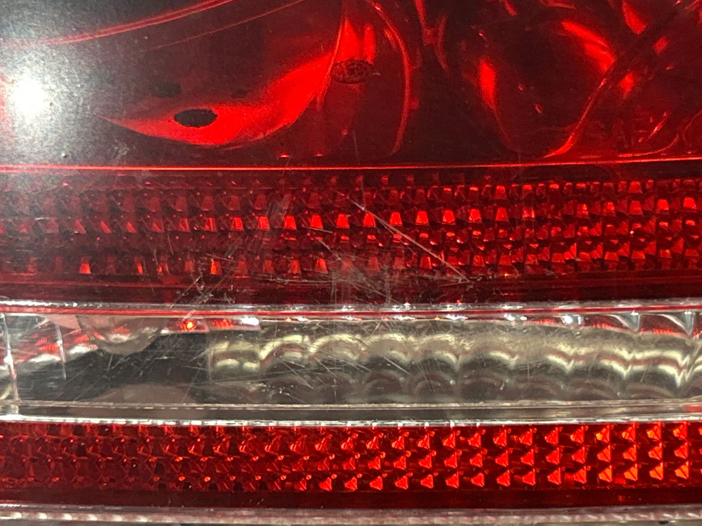 2006 2007 2008 DODGE CHARGER REAR OUTER LH LEFT DRIVER SIDE TAIL LIGHT OEM