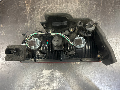 2008-2014 DODGE CHALLENGER SRT8 PASSENGER RIGHT SIDE TAILLIGHT LAMP OEM