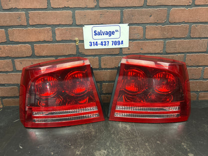 2005-2010 Dodge Charger Rear Driver Passenger Tail Light Lamp Set Pair OEM