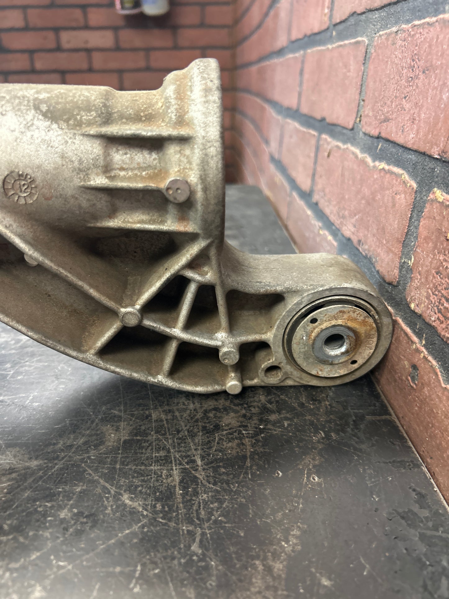 12-2018 JEEP GRAND CHEROKEE SRT8 OEM FRONT AXLE DIFFERENTIAL CARRIER RATIO 3.70