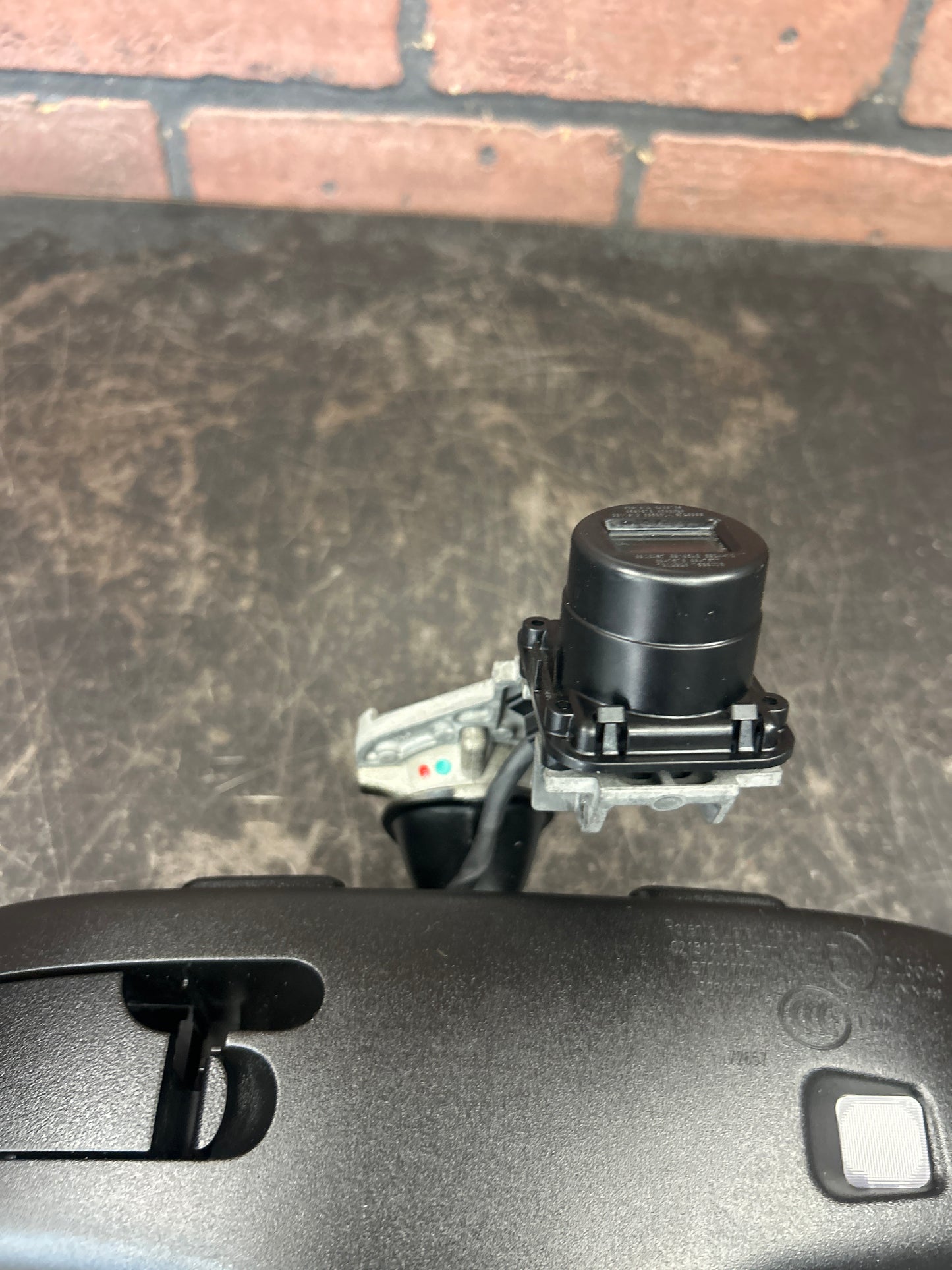 2011-2013 Jeep Grand Cherokee Rear View Mirror Auto Dim 57010732AD OEM
