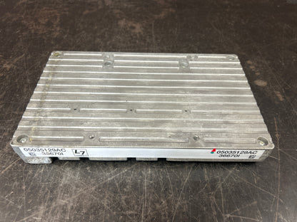 2012 JEEP GRAND CHEROKEE SRT8 6.4L 4X4 OEM AUDIO AMPLIFIER 05035129AC