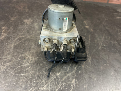 DMG 2012 Grand Cherokee Durango ABS Antilock Brake Pump Control 68164630AA OEM