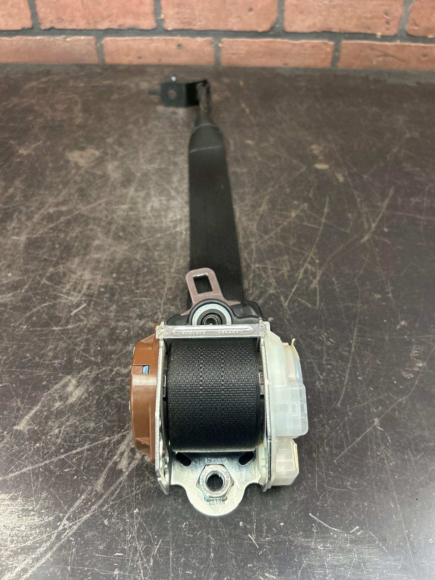 11-18 Jeep Grand Cherokee Rear Seat Belt Retractor Left Driver Side Black OEM