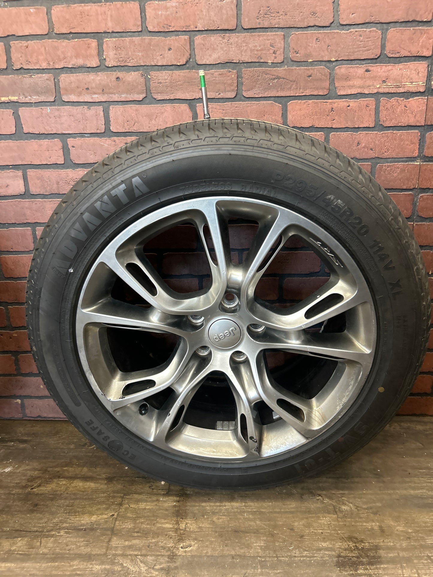 20” JEEP GRAND CHEROKEE SRT8 BLACK CHROME OEM WHEEL RIM SET OF 4 20x10