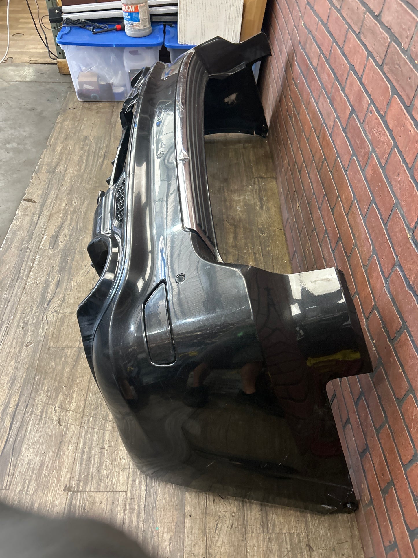 12-16 JEEP GRAND CHEROKEE SRT OEM REAR BLIND SPOT BUMPER COVER PXR 68302666AA