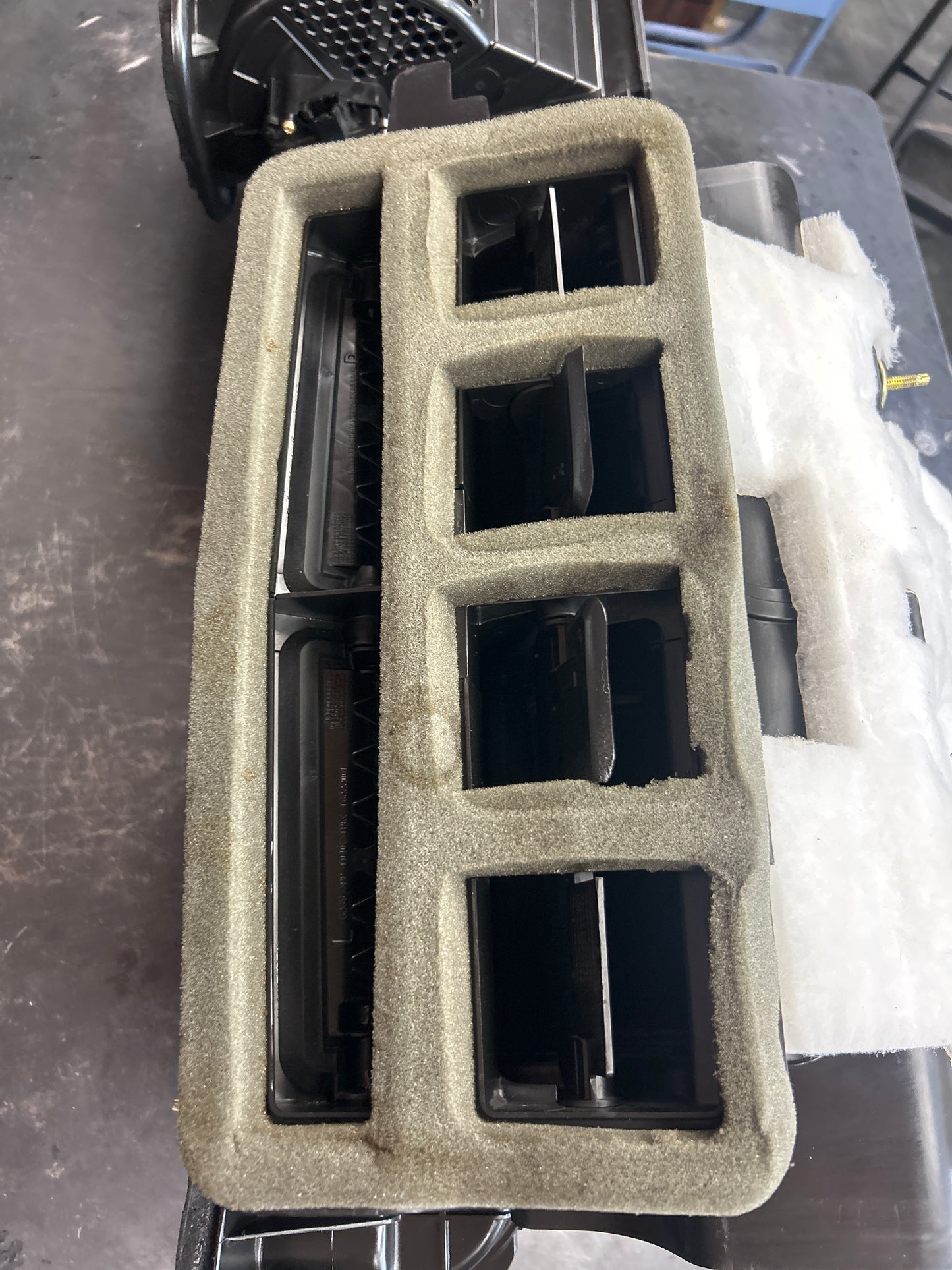 2011-2013 GRAND CHEROKEE DURANGO A/C HVAC AIR CONDITONING BLOWER FAN HOUSING OEM