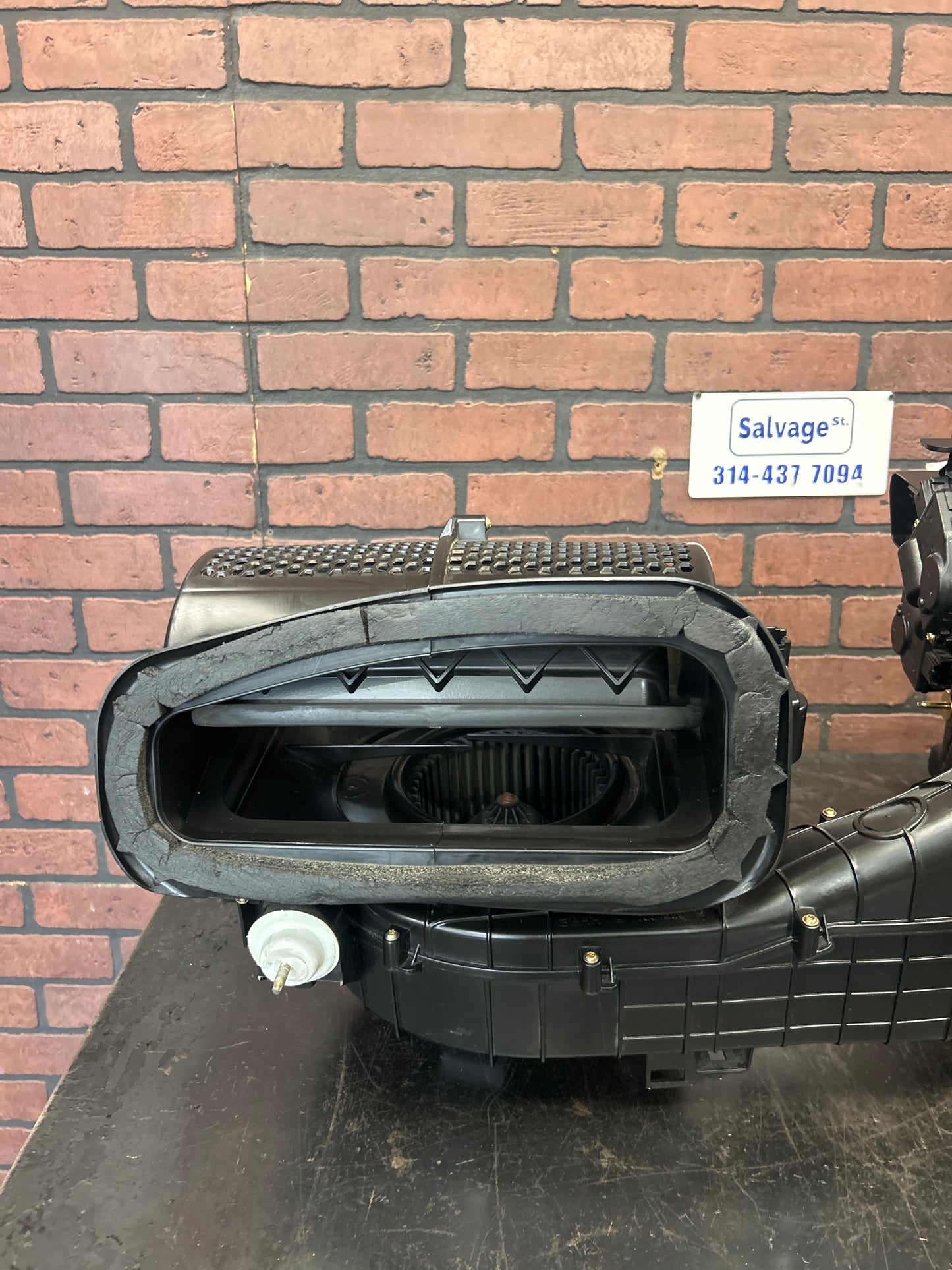 2011-2013 GRAND CHEROKEE DURANGO A/C HVAC AIR CONDITONING BLOWER FAN HOUSING OEM
