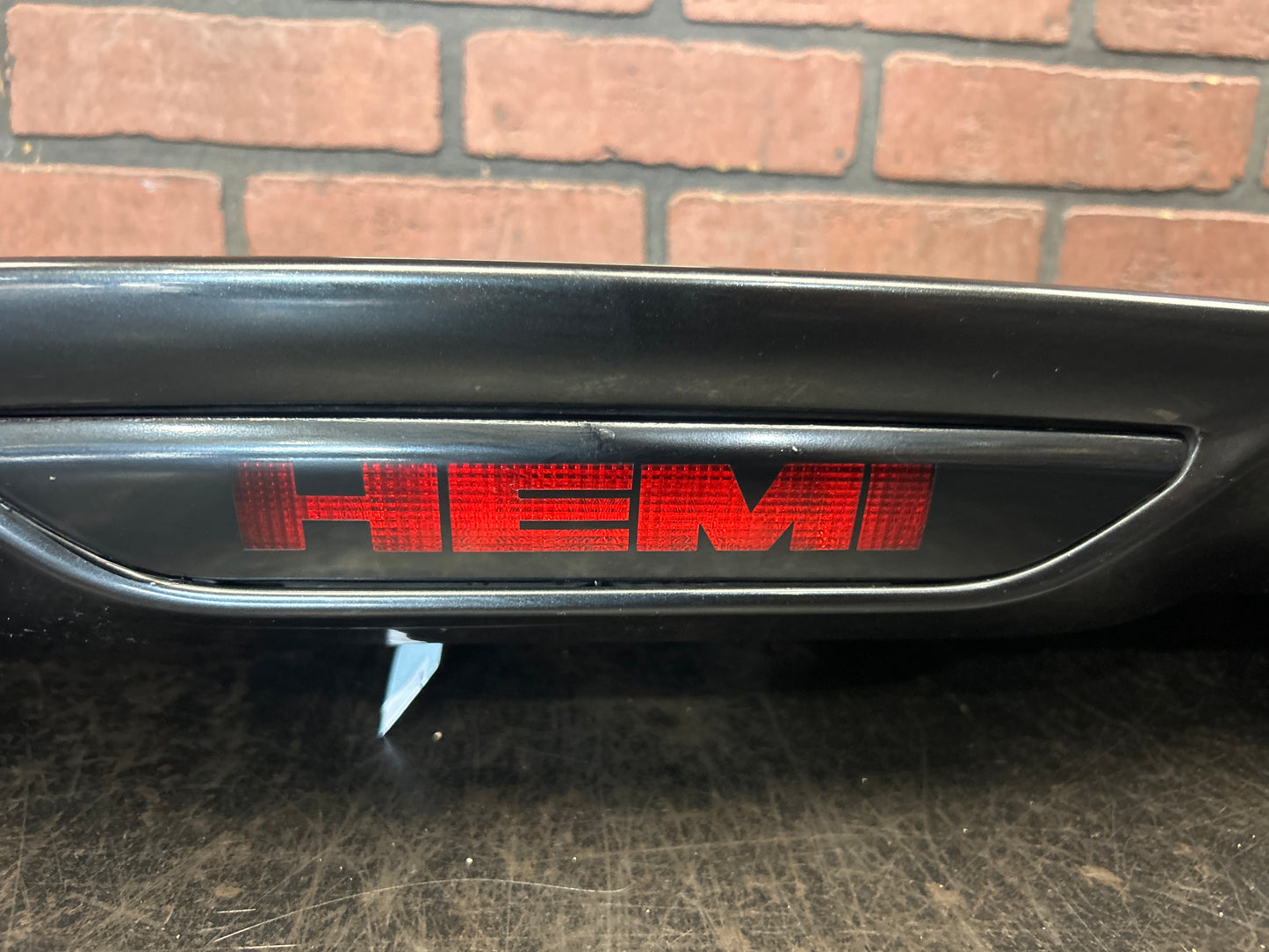 2011 - 2013 Jeep Grand Cherokee Rear Spoiler Trunk W/ 3rd Brake Light OEM