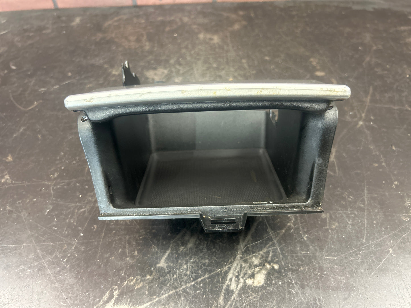 2011-2013 JEEP GRAND CHEROKEE DASH DASHBOARD CENTER STORAGE BIN TRAY BOX OEM