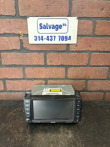 2011 - 2013 Jeep Grand Cherokee Tested Navigation Screen Radio Receiver OEM