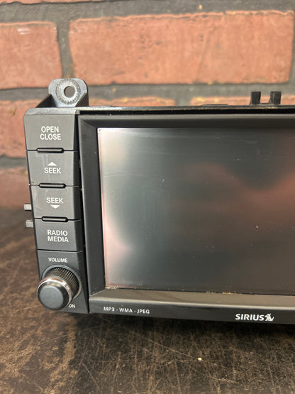 2011 - 2013 Jeep Grand Cherokee Tested Navigation Screen Radio Receiver OEM