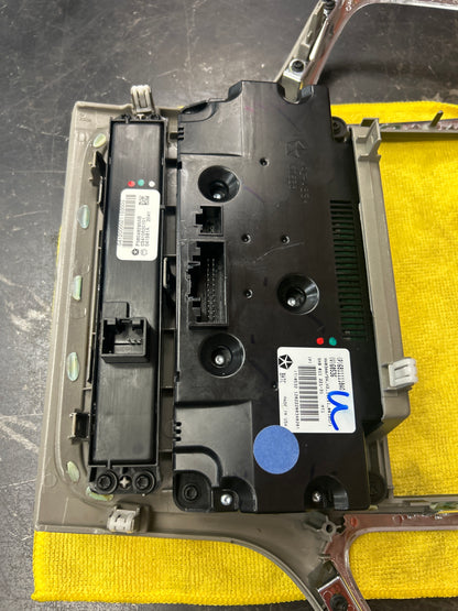 2011-2013 Jeep Grand Cherokee Center Dash Bezel Digital Climate Control OEM