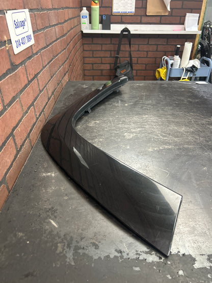 11-22 Jeep Grand Cherokee SRT8 Front Passenger RH Fender Molding Flare Black