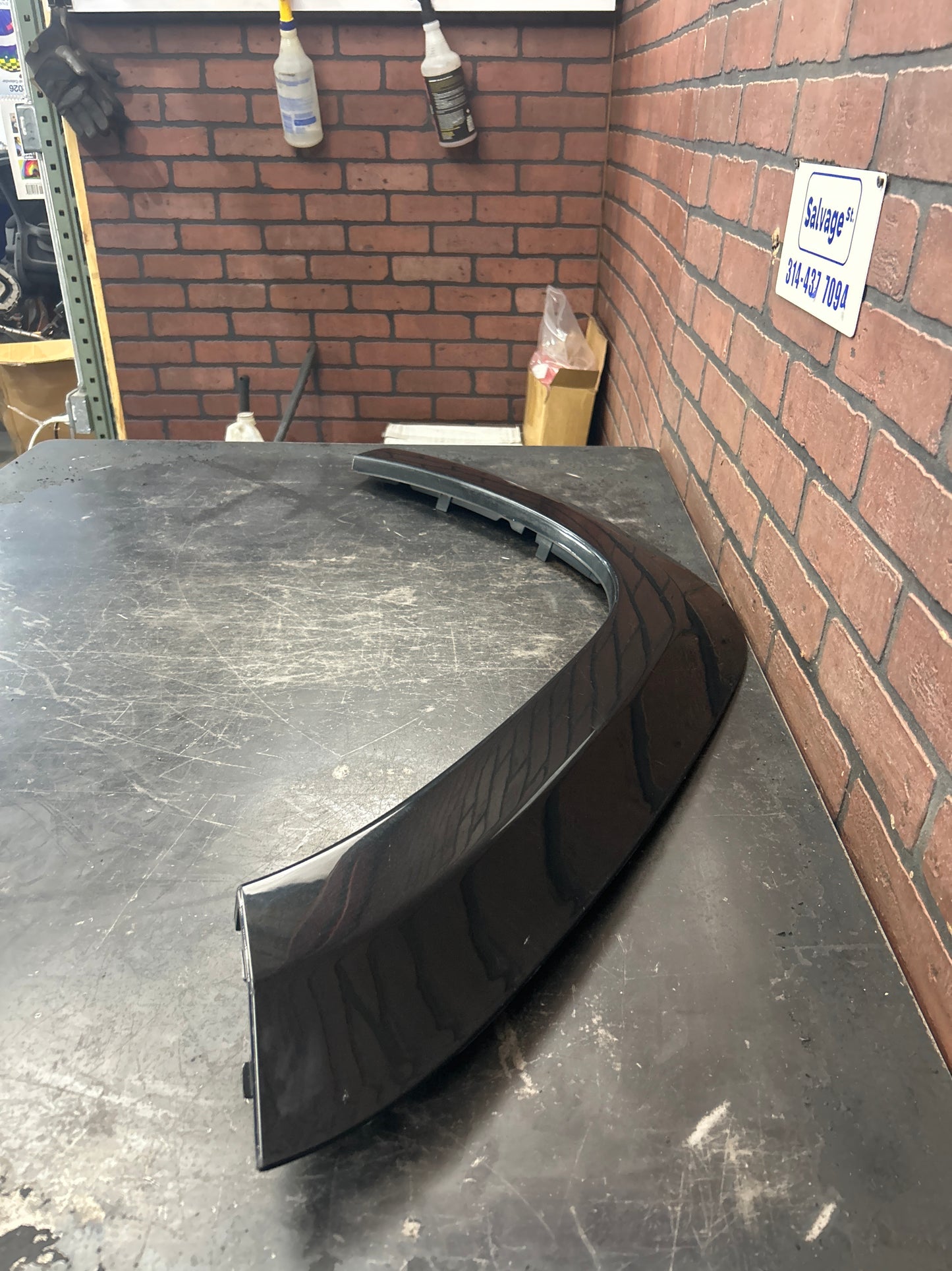 11-22 Jeep Grand Cherokee SRT8 Front Passenger RH Fender Molding Flare Black