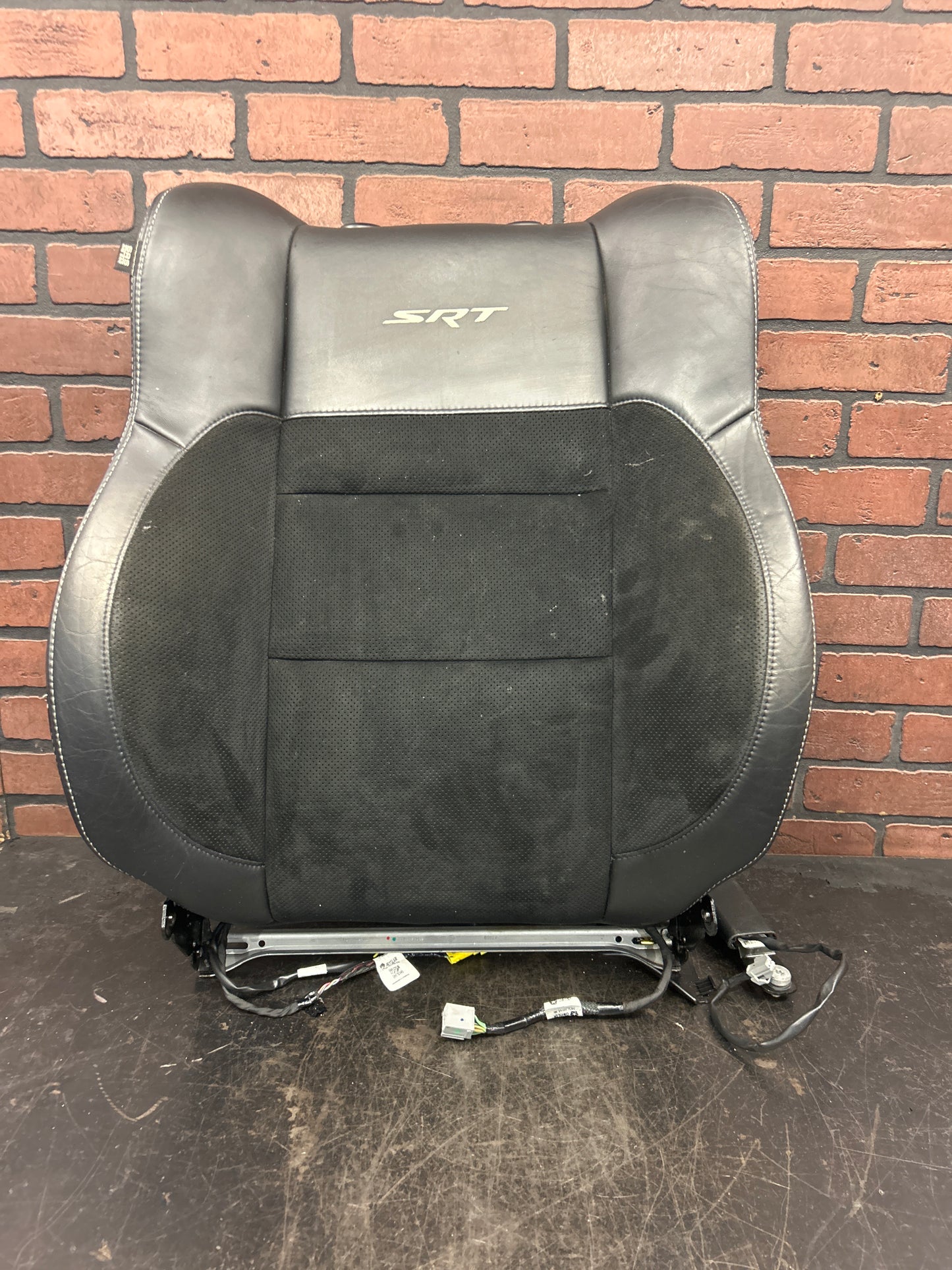 2012-2021 JEEP GRAND CHEROKEE SRT FRONT RIGHT PASSENGER CHAIR SEAT SUEDE LEATHER