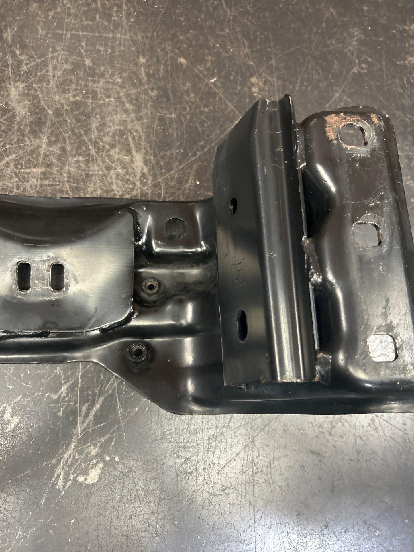 2012 Jeep Grand Cherokee SRT8 Transmission Mount Support Bracket OEM