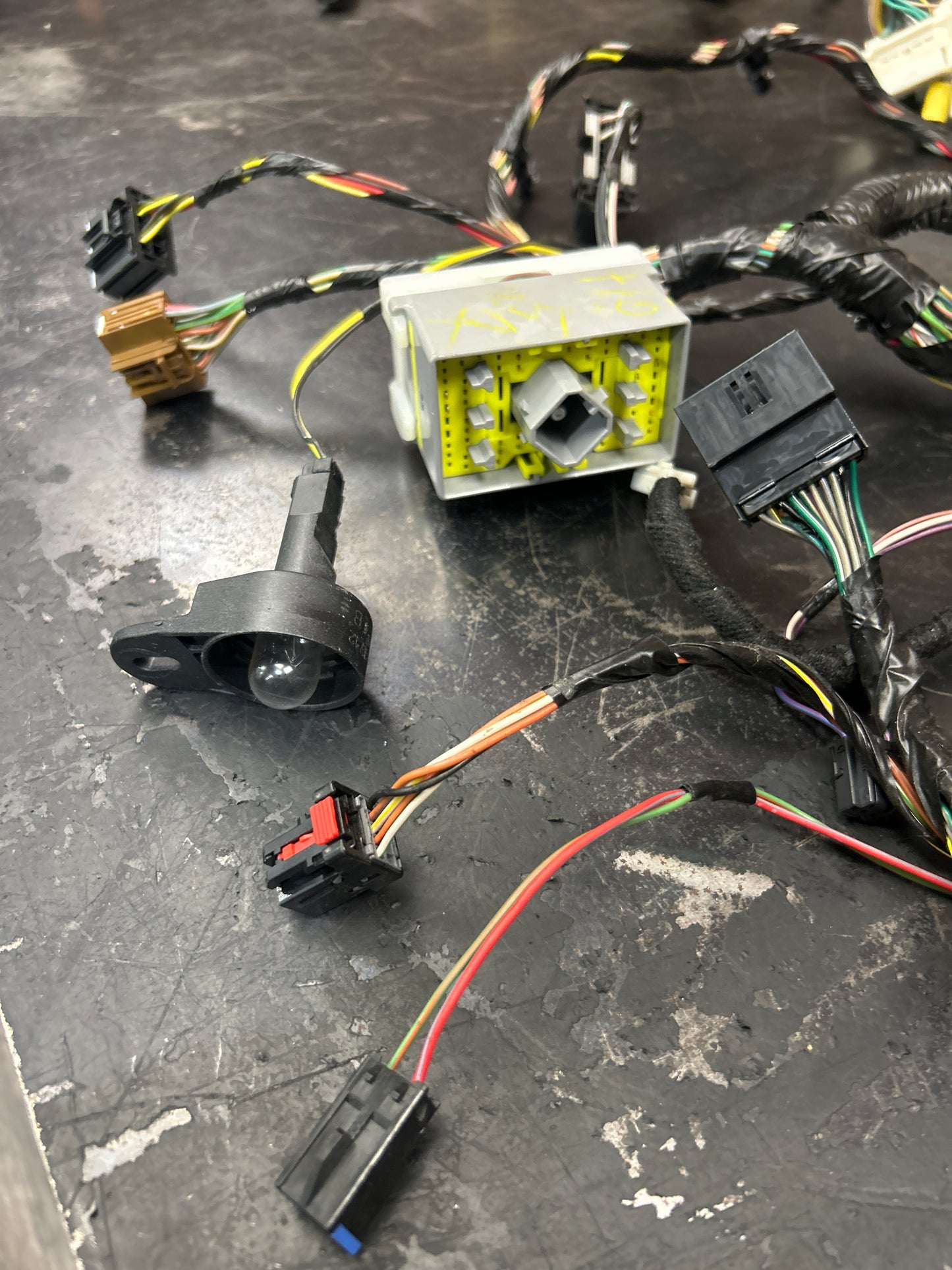 2012 JEEP GRAND CHEROKEE SRT8 6.4L OEM DASH WIRE WIRING HARNESS ASSEMBLY