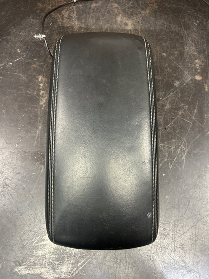 2011-2021 Jeep Grand Cherokee SRT8 Center Console Lid Top Arm Rest Armrest Black