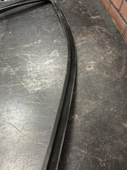11-21 Jeep Grand Cherokee SRT8 Front LH Door Window Frame Molding Trim W/Speaker