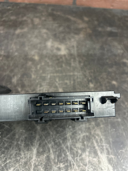 2011-2013 Jeep Grand Cherokee Memory Seat & Mirror Control Module P05026615AM