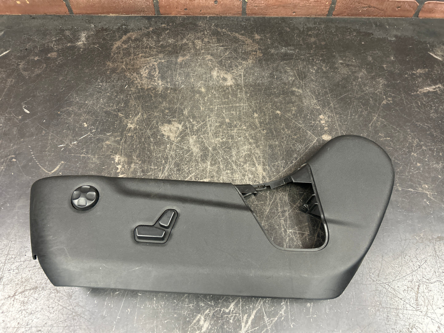 11-20 Grand Cherokee Black Driver LH Lower Seat Control Switch Trim Panel OEM