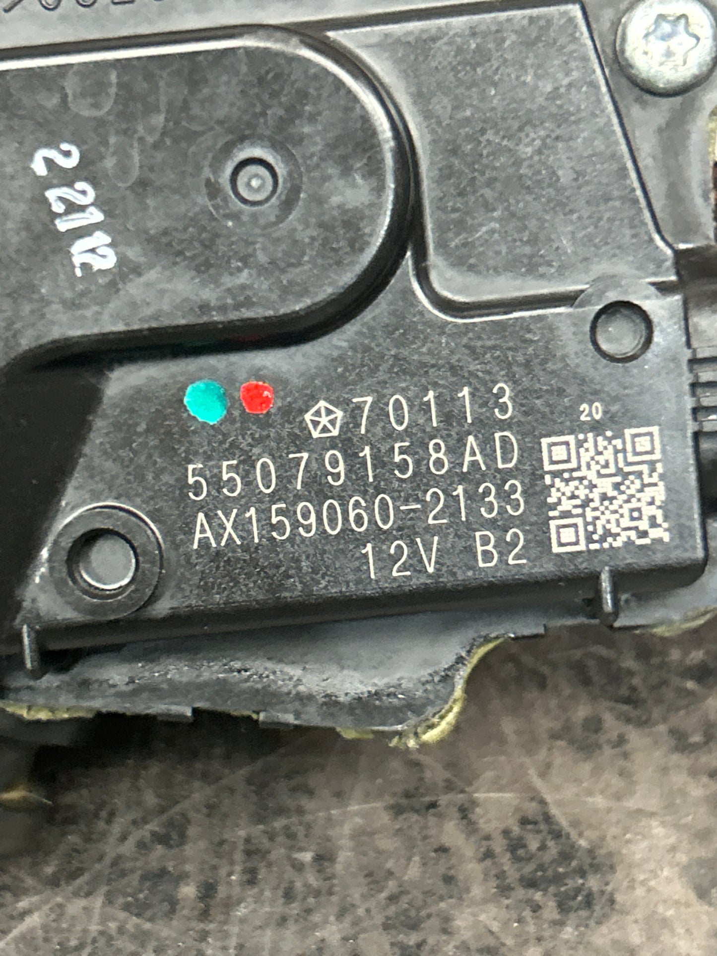 2011-2013 GRAND CHEROKEE FRONT WINDSHIELD WIPER TRANSMISSION LINKAGE MOTOR OEM