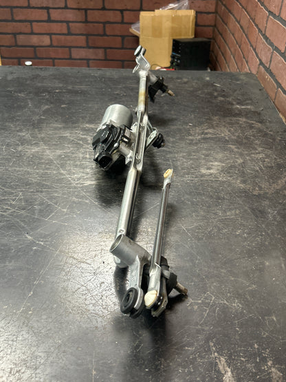 2011-2013 GRAND CHEROKEE FRONT WINDSHIELD WIPER TRANSMISSION LINKAGE MOTOR OEM