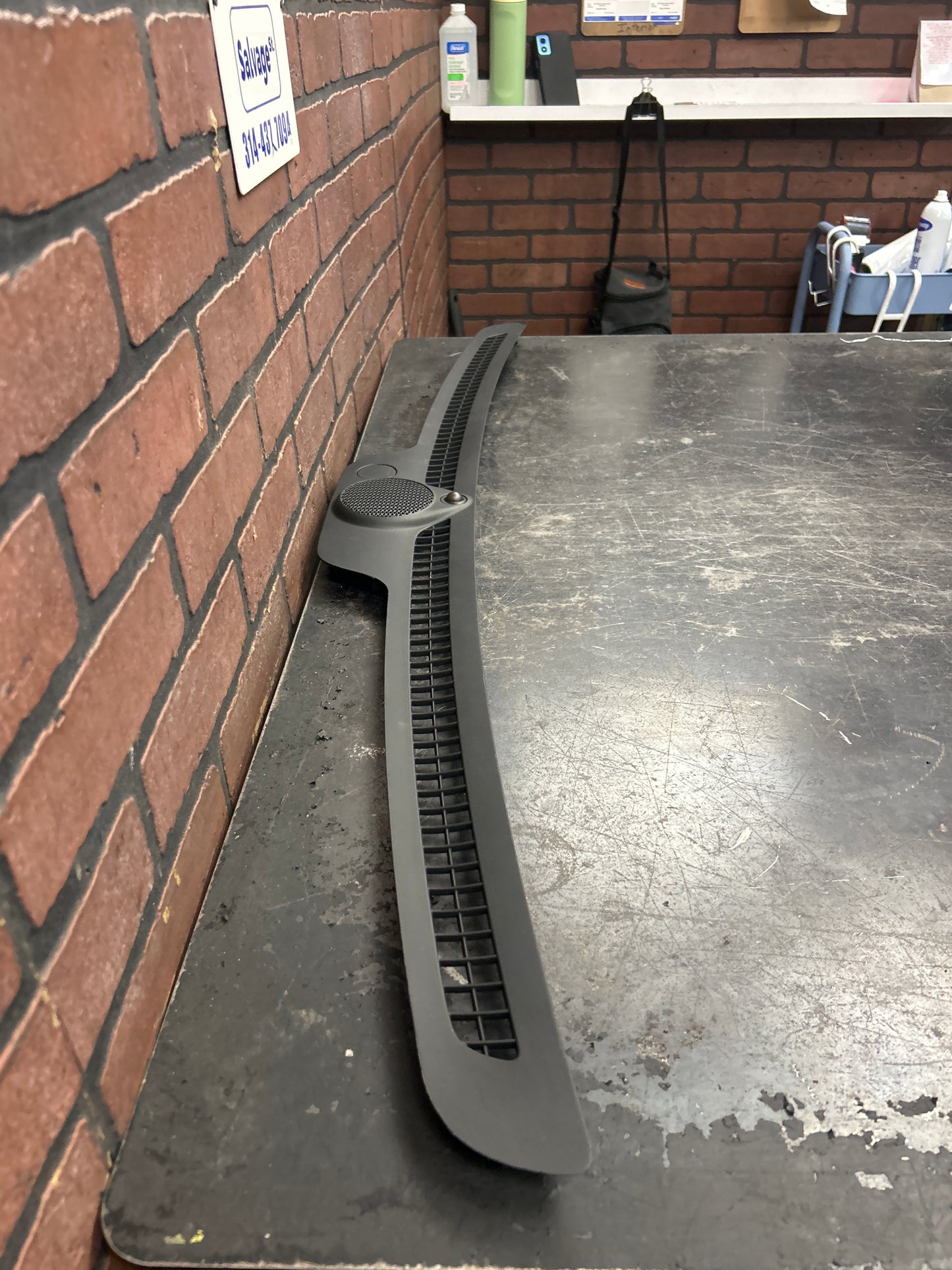 2011 - 2022 JEEP GRAND CHEROKEE SRT8 DASH AIR VENT DEFROSTER GRILLE OEM