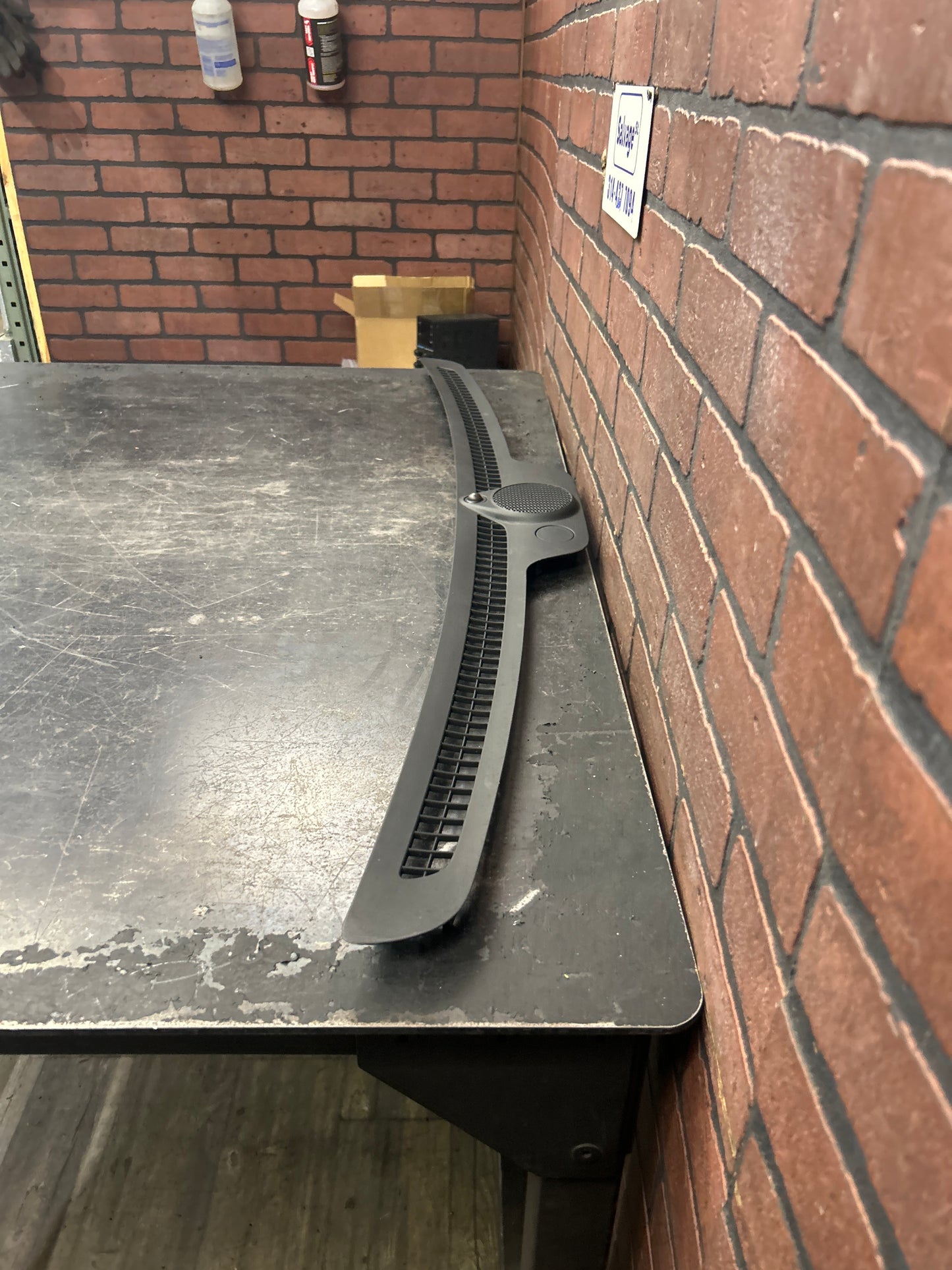 2011 - 2022 JEEP GRAND CHEROKEE SRT8 DASH AIR VENT DEFROSTER GRILLE OEM