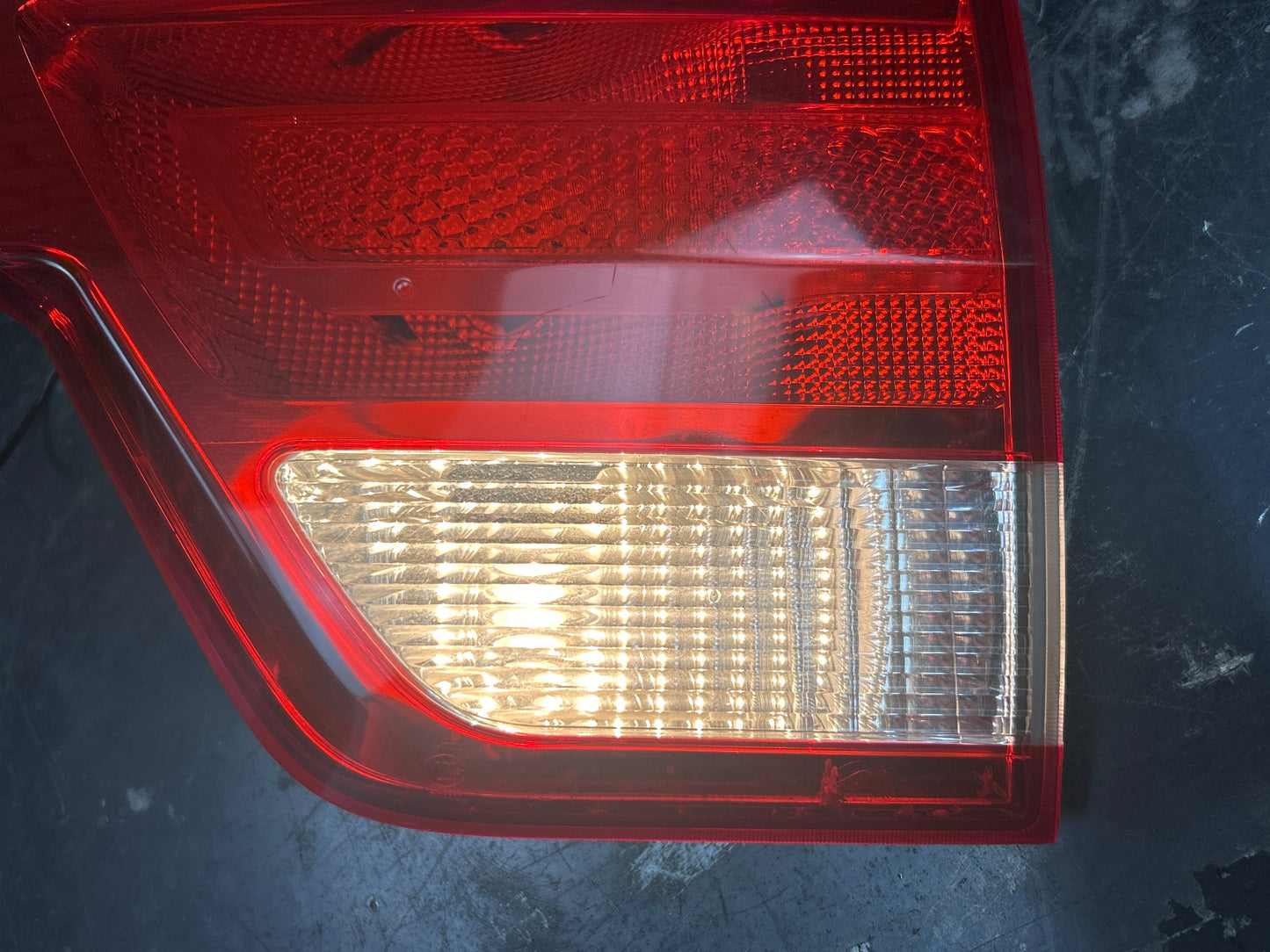 2011-2013 Jeep Grand Cherokee SRT8 OEM Inner Liftgate Mounted Tail Light Set