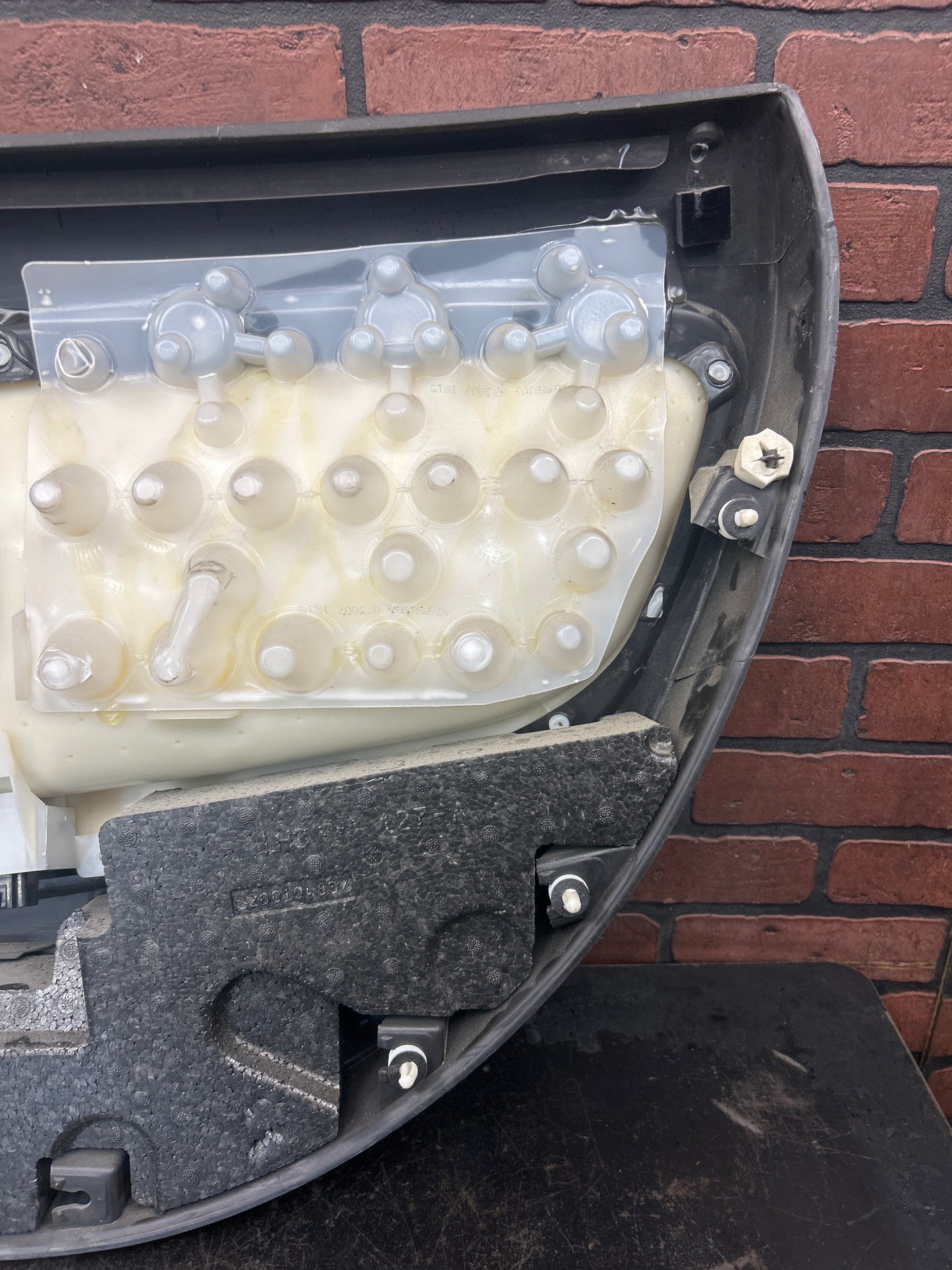 07-08 PONTIAC SOLSTICE FRONT DRIVER LEFT INSIDE DOOR TRIM PANEL 25801534