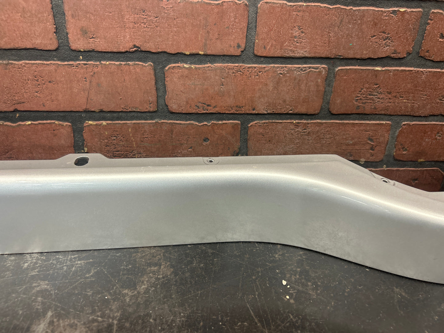 2006-2009 PONTIAC SOLSTICE OEM HEADREST TRIM BRACE SUPPORT TULIP PANEL ASSEMBLY