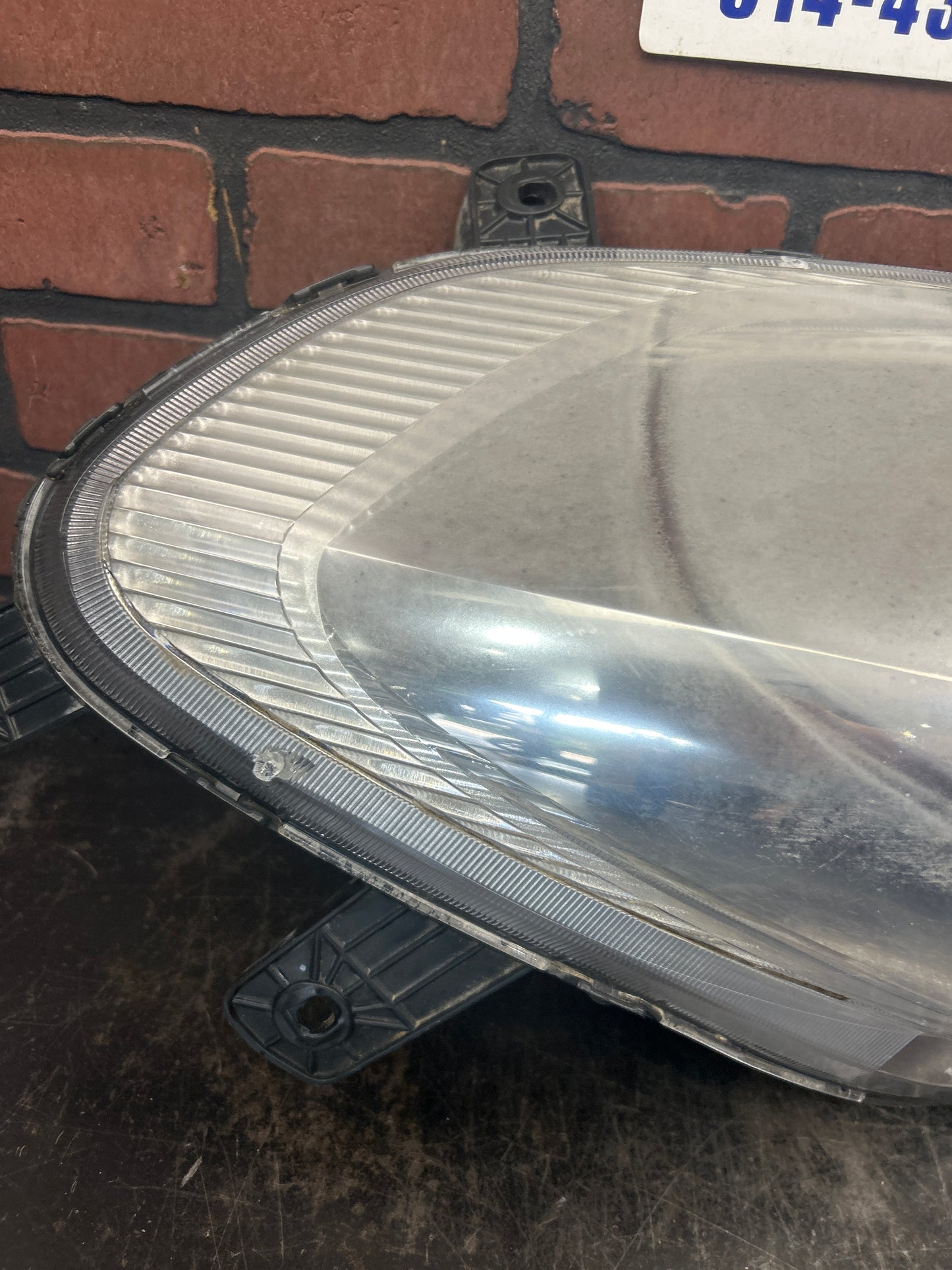 2006-2009 PONTIAC SOLSTICE GXP FRONT RIGHT SIDE HEADLIGHT ASSEMBLY OEM 15885809