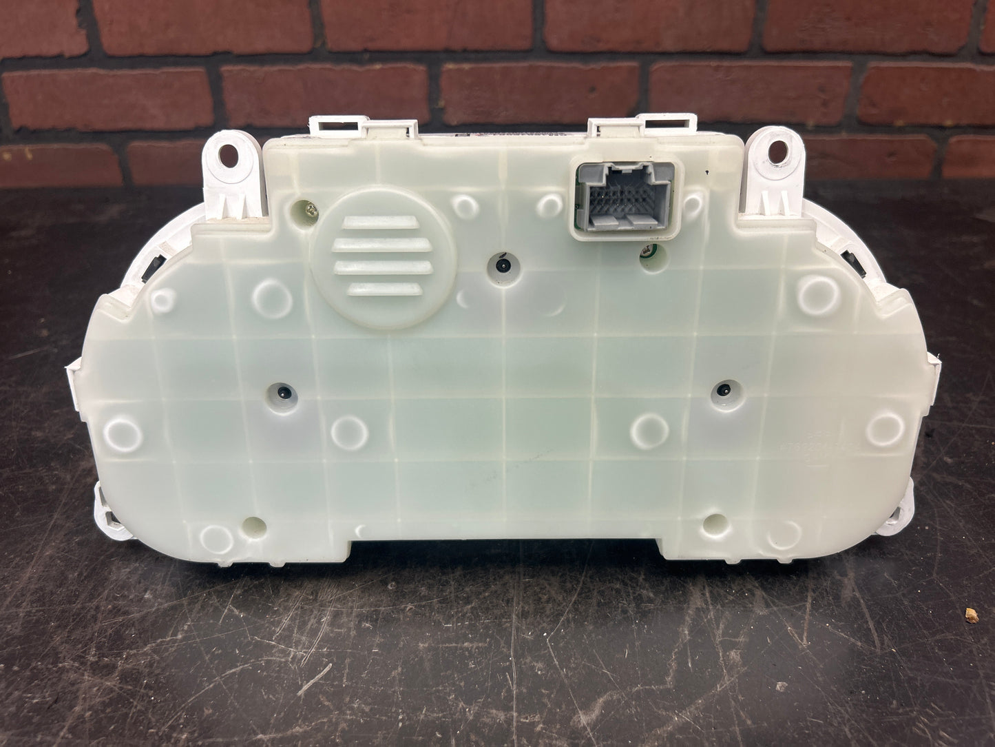 2008-10 Pontiac Solstice 2.0 Speedometer Instrument Guage Cluster 120K 15915961