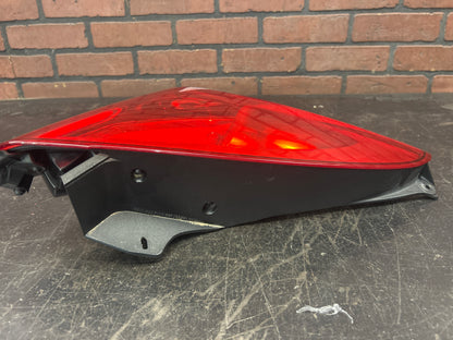 2006-2009 Pontiac Solstice Rear Left Side Tail Light Taillight Brake Lamp OEM