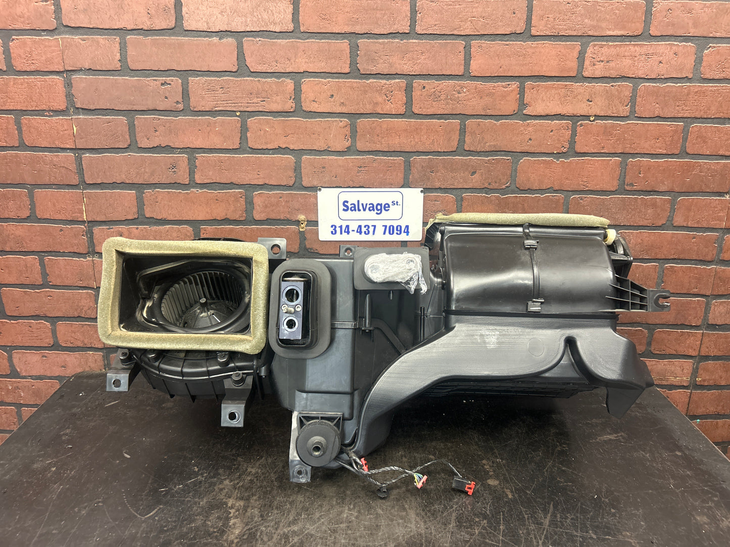 2006-2010 Pontiac Solstice Saturn Sky OEM AC Heater Evaporator Housing Blower
