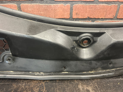 06-10 Pontiac Solstice Saturn Sky Front Windshield Defroster Cowl Vent Panel OEM