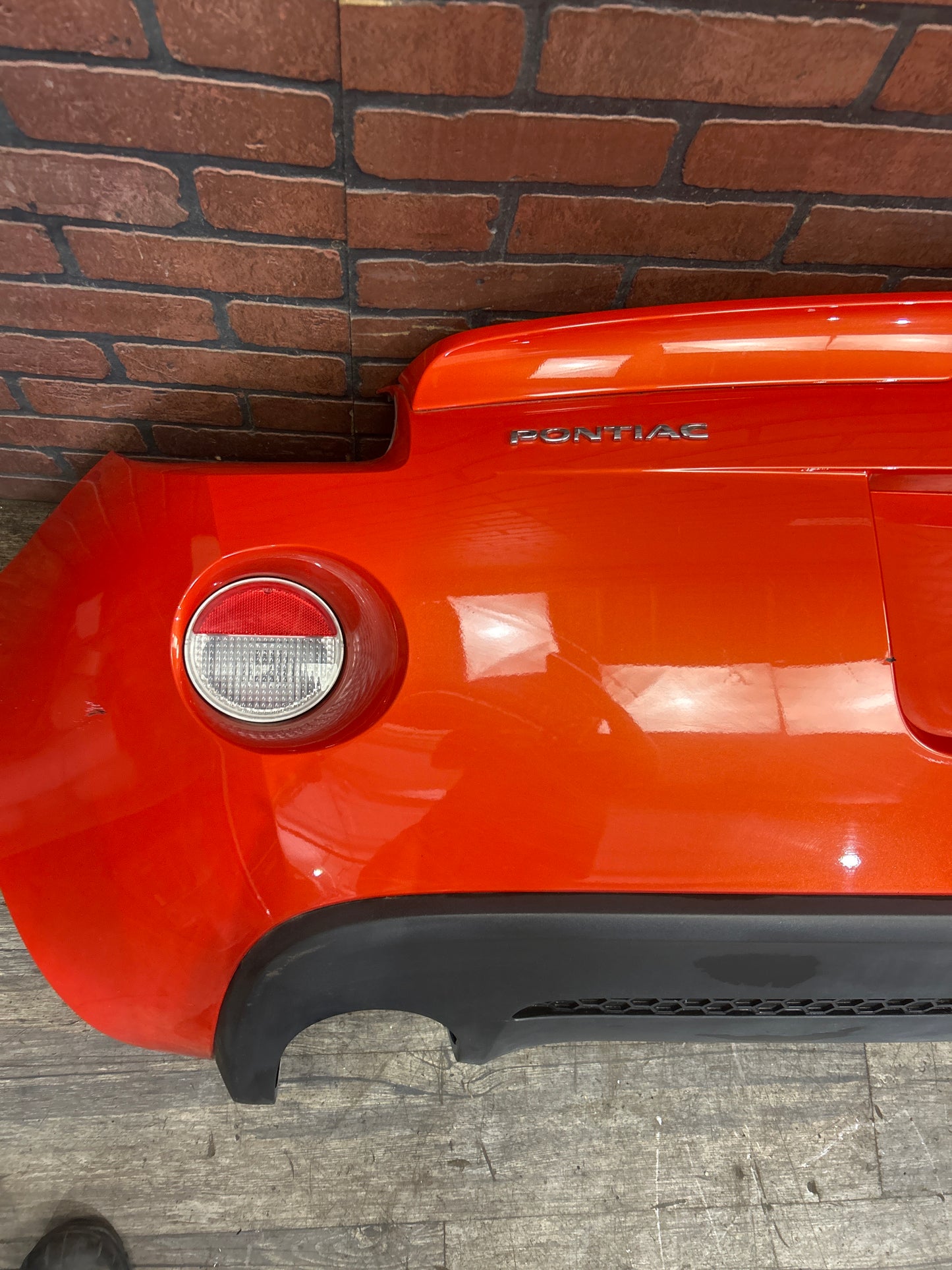 2006 - 2010 Pontiac Solstice GXP Rear Bumper Cover Complete 15850742 OEM
