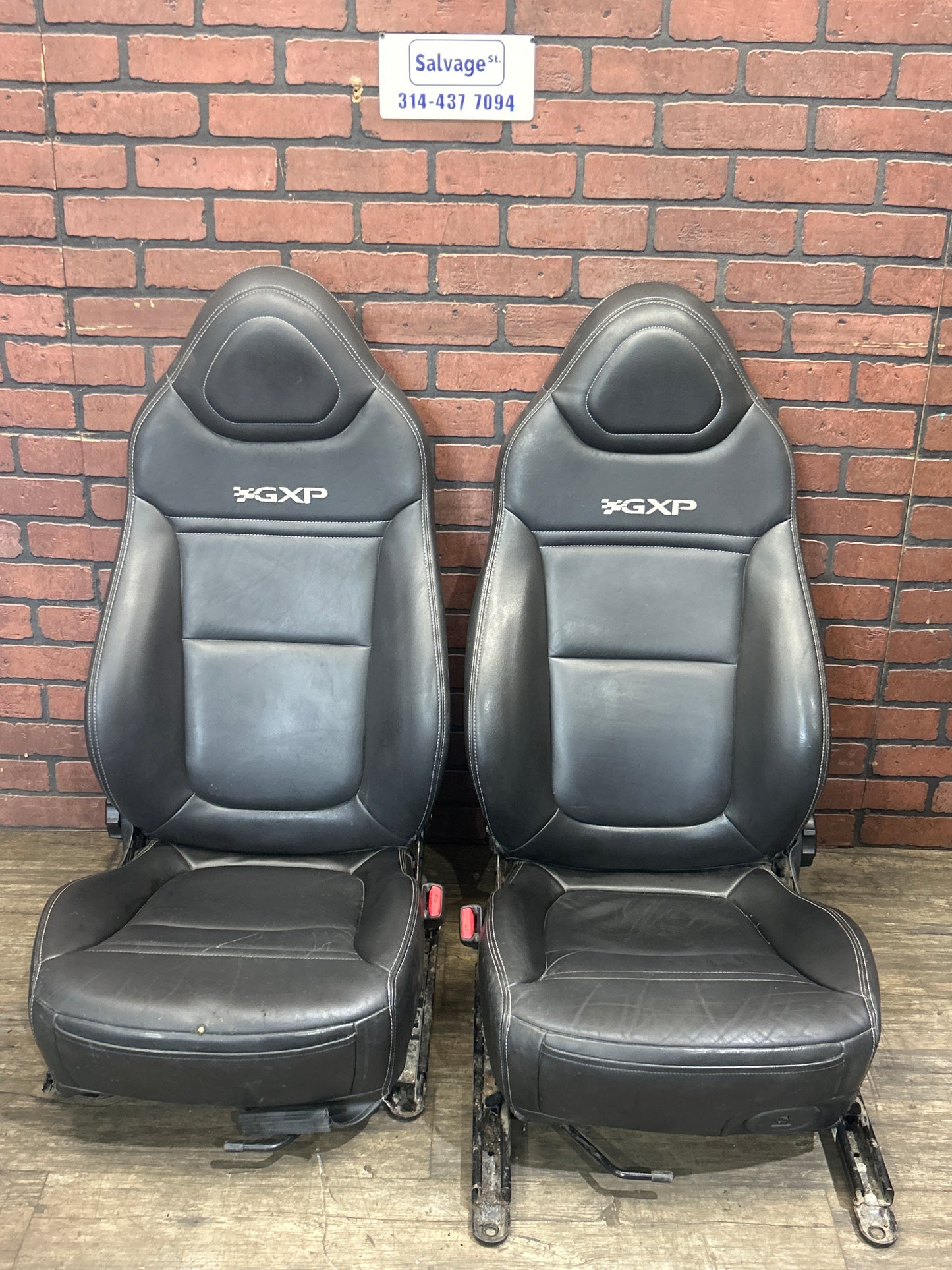 2007-2009 Pontiac Solstice GXP Complete Front Left Right Seat Set Pair OEM