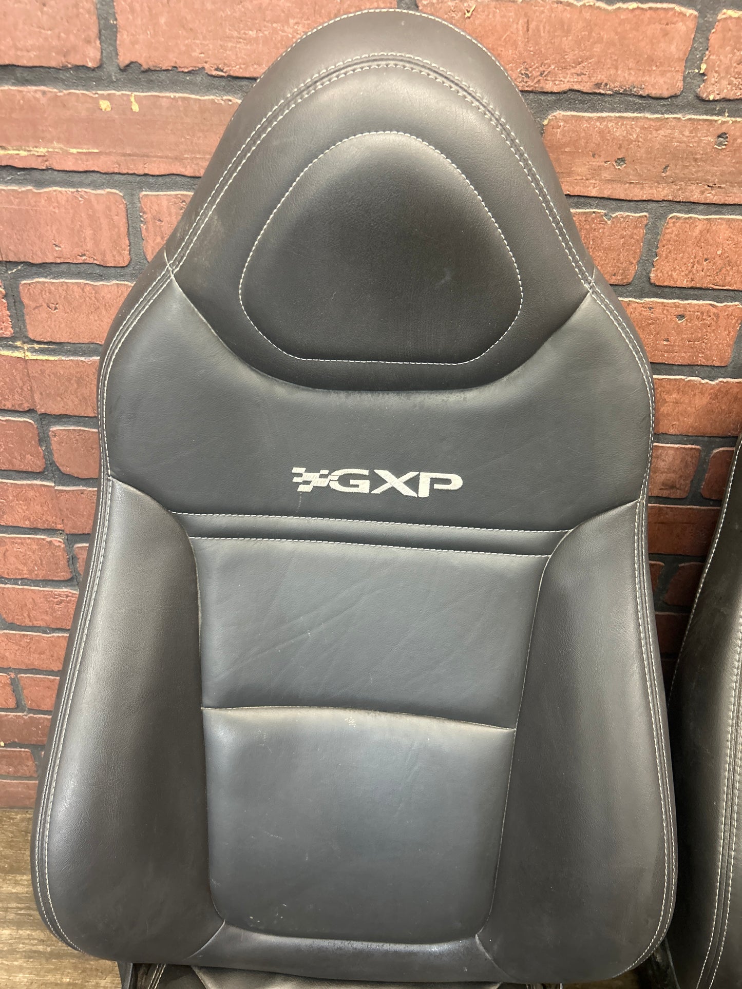 2007-2009 Pontiac Solstice GXP Complete Front Left Right Seat Set Pair OEM