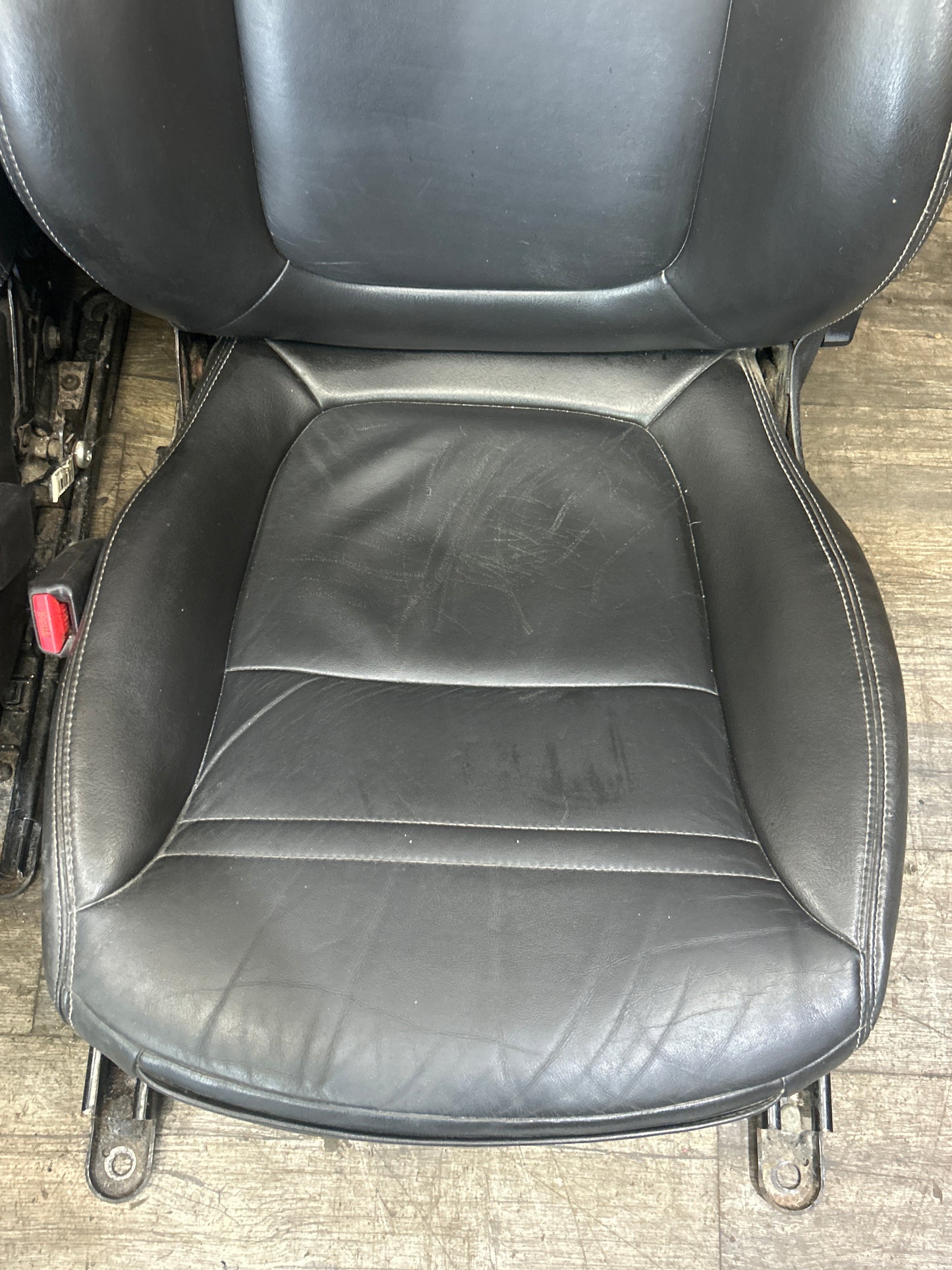 2007-2009 Pontiac Solstice GXP Complete Front Left Right Seat Set Pair OEM