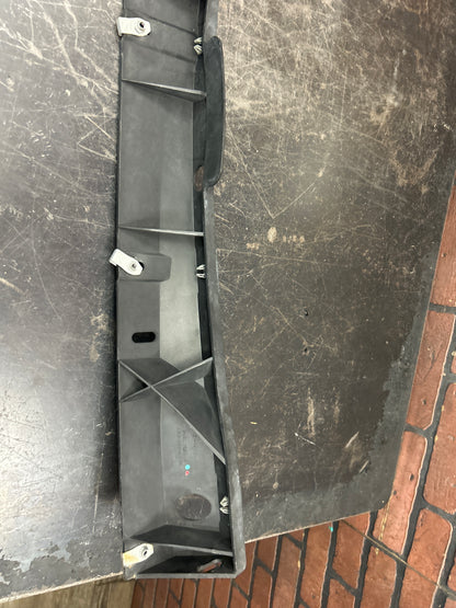 2006-2009 PONTIAC SOLSTICE FRONT BUMPER GRILLE CENTER SUPPORT OEM GM 15854865