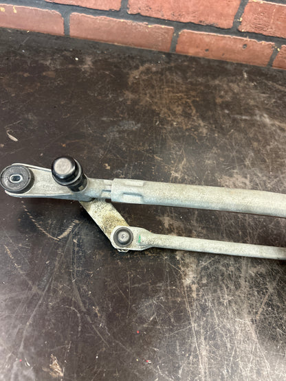 2006-2009 Pontiac Solstice Front Windshield Wiper Motor & Linkage OEM