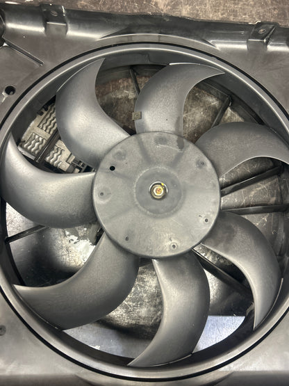 2006-2010 Pontiac Solstice/Saturn Sky Radiator Fan Motor Shroud Assembly OEM