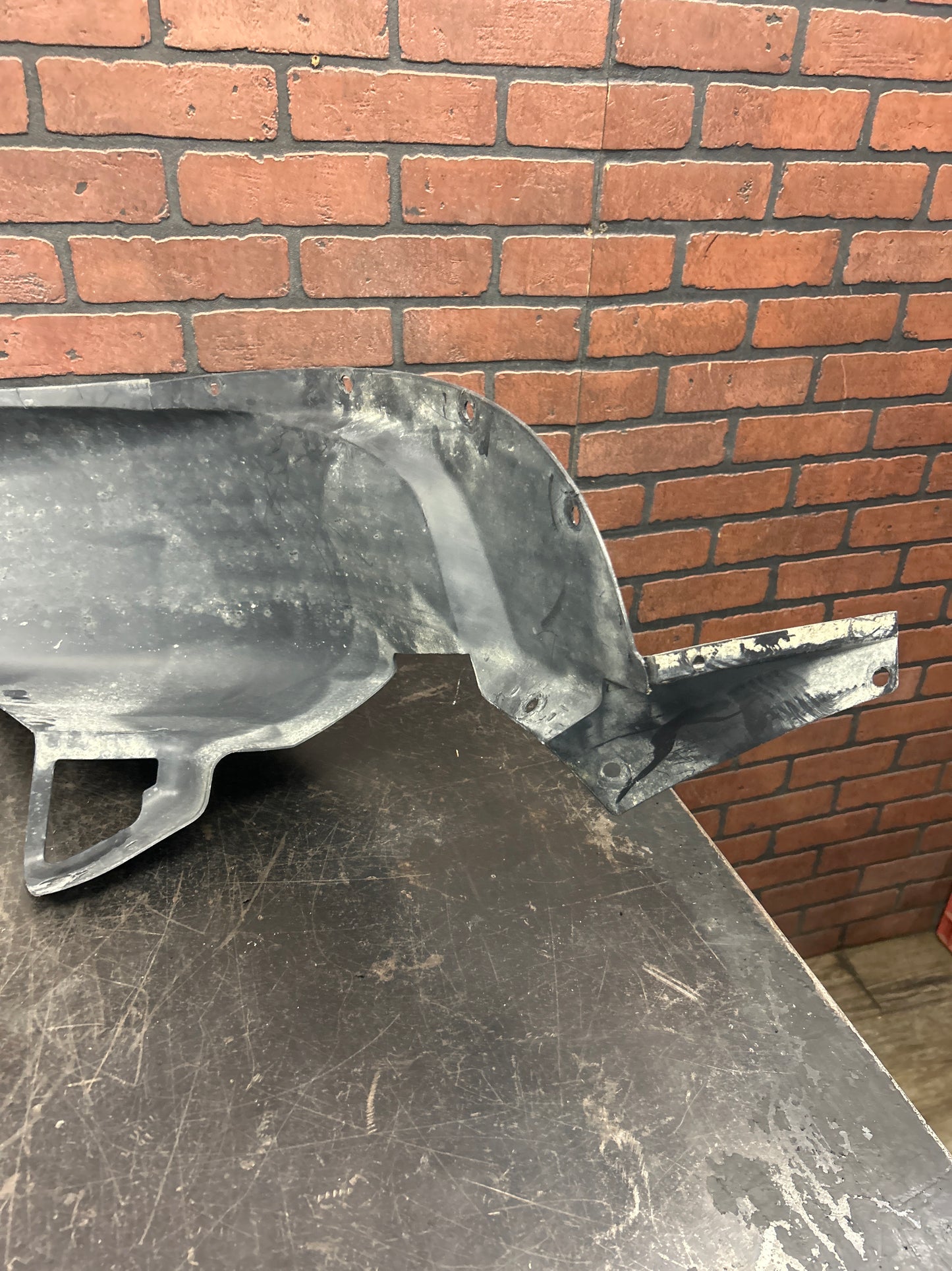 2006–2009 Pontiac Solstice Rear Right Fender Liner Splash Shield OEM GM 25797154