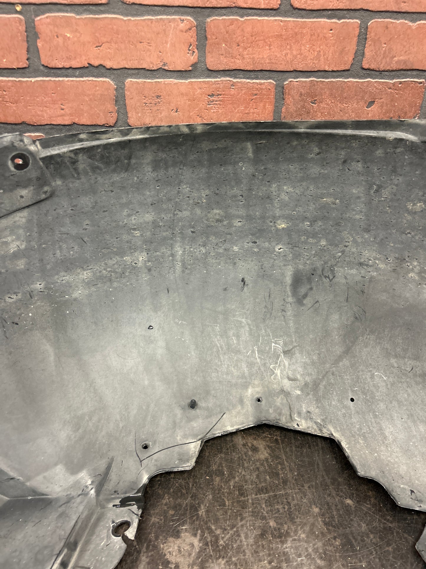 2006-2009 Pontiac Solstice Front Driver Left Inner Fender Liner Splash Guard OEM